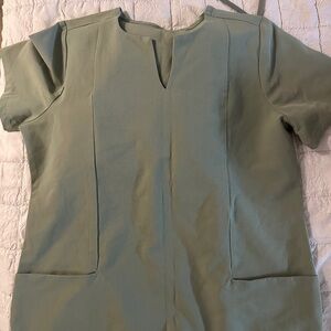 Mandala scrub set in cool sage